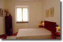 bedroom.JPG - 8.5 K